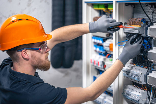 Best Electrician Near Me  in Logan Elm Village, OH